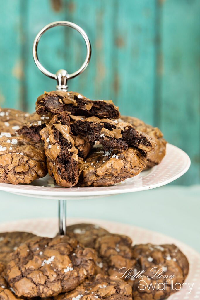 Ilonakoziol.com | Brownie Cookies With Sea Salt (insanely chocolaty)